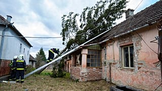 Elérte Magyarországot a Ciara viharciklon, Lengyelországban ketten meghaltak