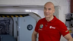 Parmitano: "Estamos no bom caminho para voltar à lua nesta década"