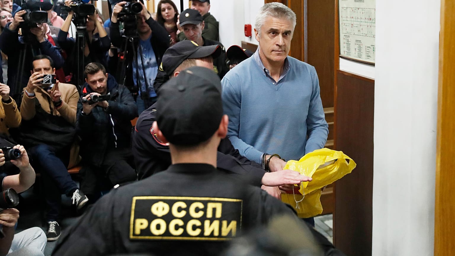 Инвестору продлили домашний арест