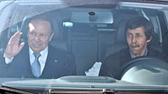 صورة أرشيفية لسعيد بوتفليقة (يمين) وعبد العزيز بوتفليقة (يسار)