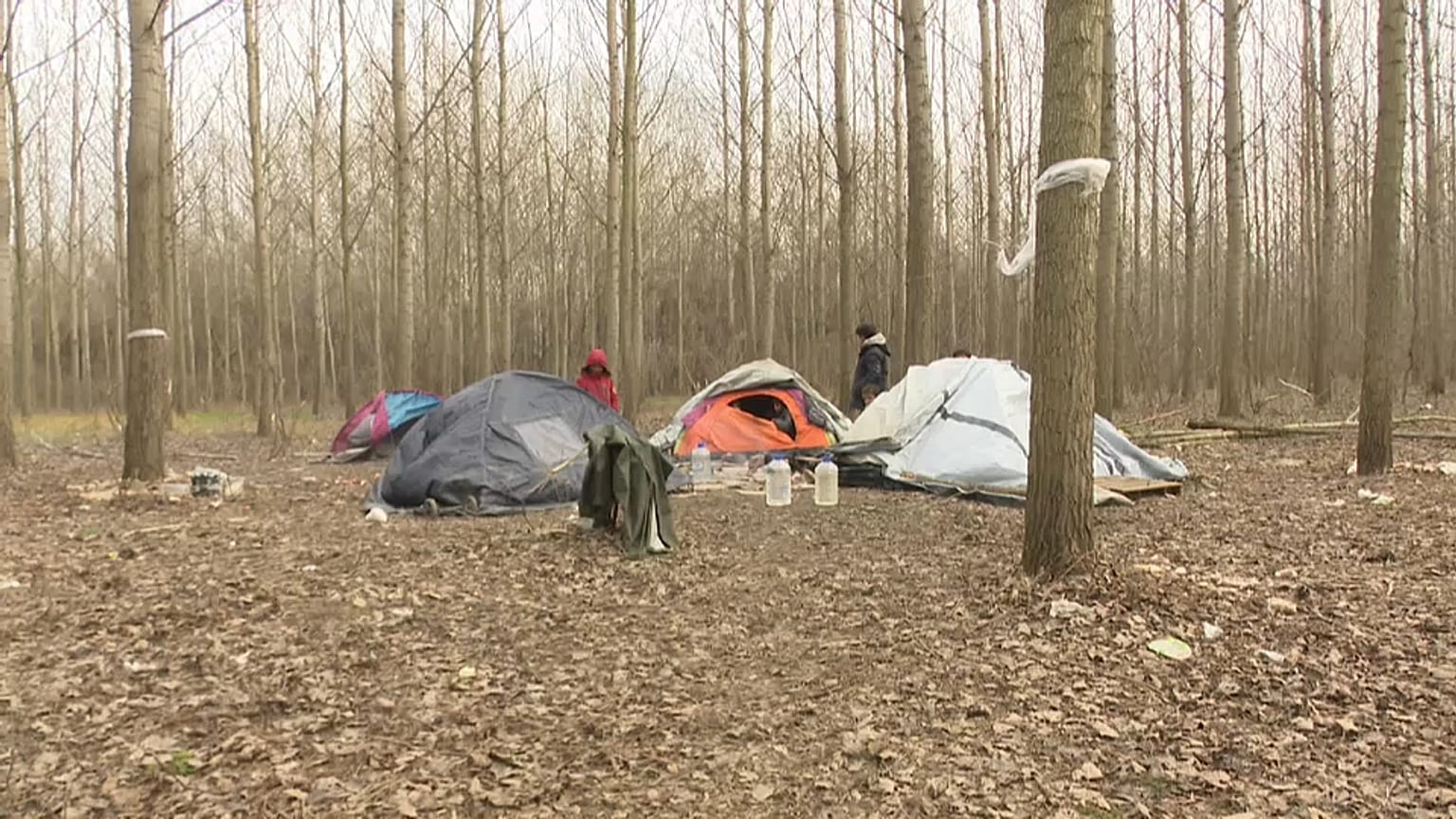El duro conflicto de los inmigrantes en la frontera Serbia 