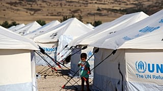 Μεταναστευτικό: Στα άκρα κυβέρνηση - περιφέρεια Β. Αιγαίου