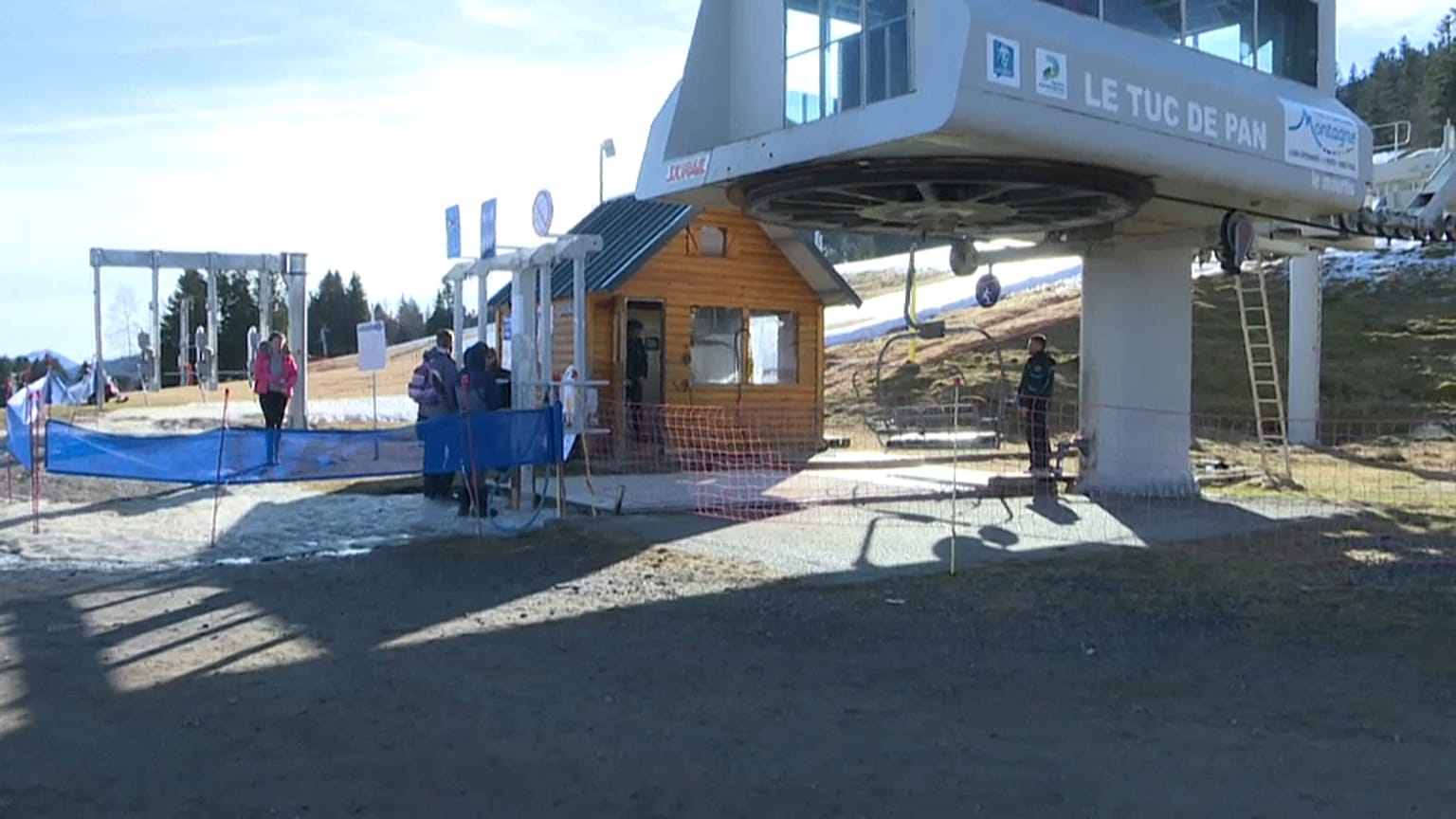 Pyrenäen: Sonnenbaden statt Wintersport