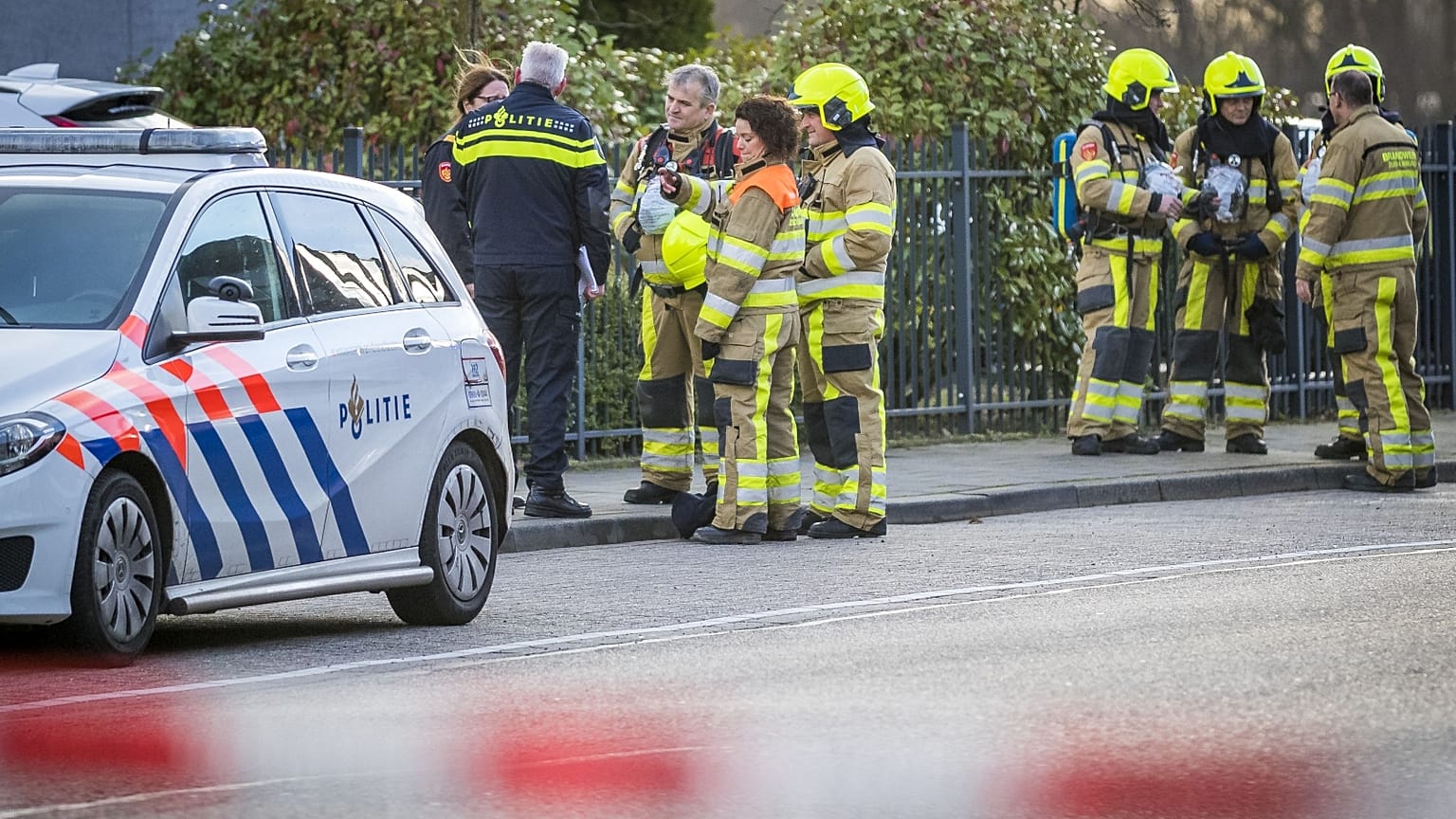 Két feltételezett levélbomba robbant fel Hollandiában