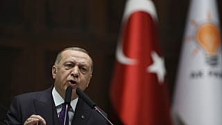 Ερντογάν: «Η Άγκυρα θα πλήττει τις συριακές κυβερνητικές δυνάμεις όπου τις συναντά»