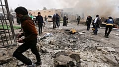 Kinder aus Trümmern gerettet: Aufnahmen aus Idlib