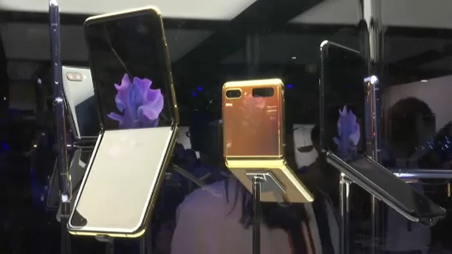 A Samsung még mindig az összehajtható okostelefonokban látja a jövőt