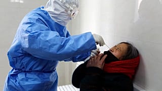 En Chine, deuxième jour de baisse du nombre des nouveaux cas de COVID-19