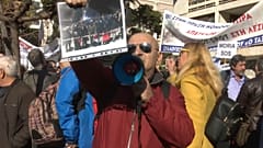 #euroviews : colère des insulaires grecs, le sexe protégé cher au Venezuela, colis piégé à Amsterdam