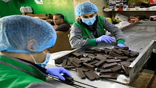 مصانع تحاول الإستمرار في غزة رغم الحصار الإسرائيلي