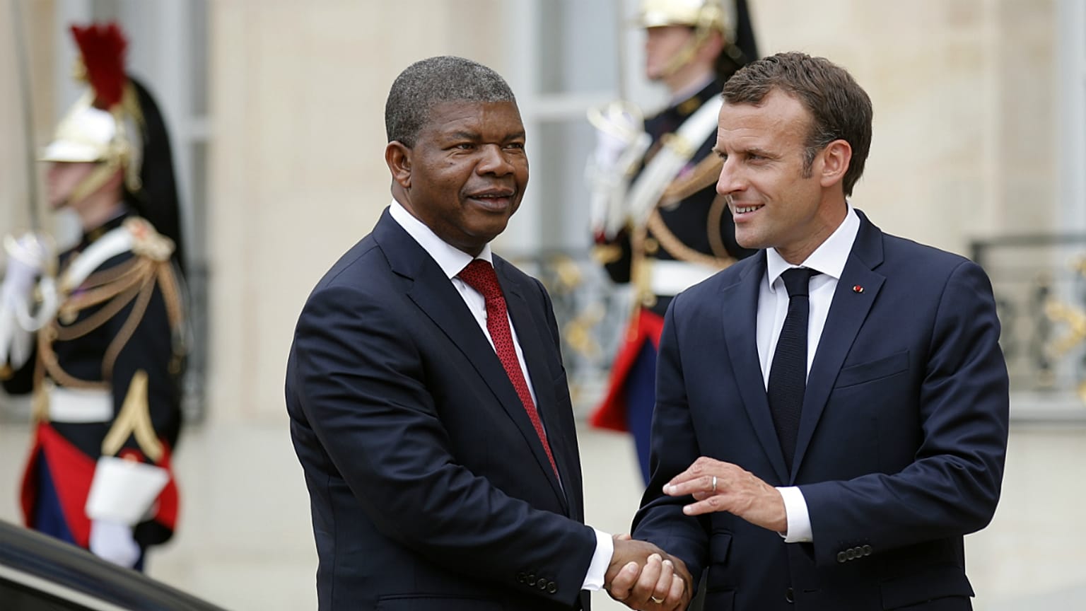 João Lourenço visitou o homólogo francês em maio de 2018
