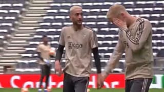 A Chelsea-ben folytatja az Ajax-támadó