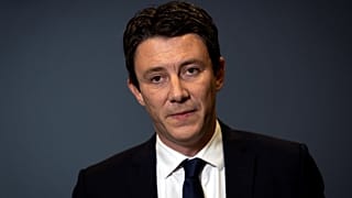 Macron's Paris mayoral candidate quits after sex video publication