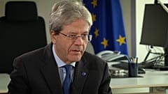 Gentiloni: “Los objetivos fiscales no se pueden cambiar como quien cambia un vestido”