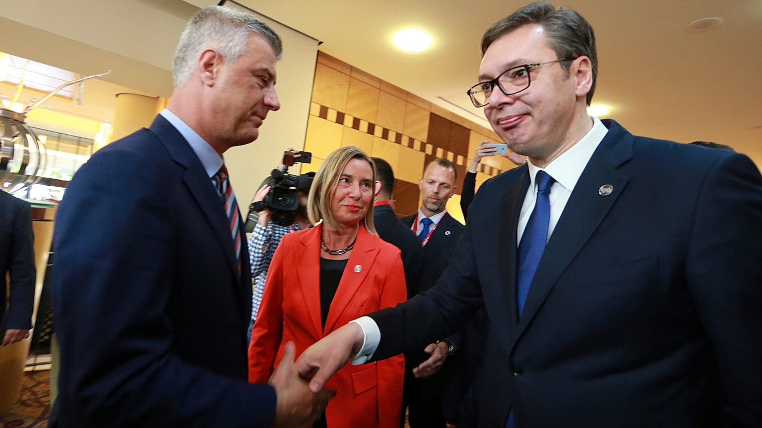 Annäherung: Kosovo und Serbien wollen Zug- und Autobahnverbindungen