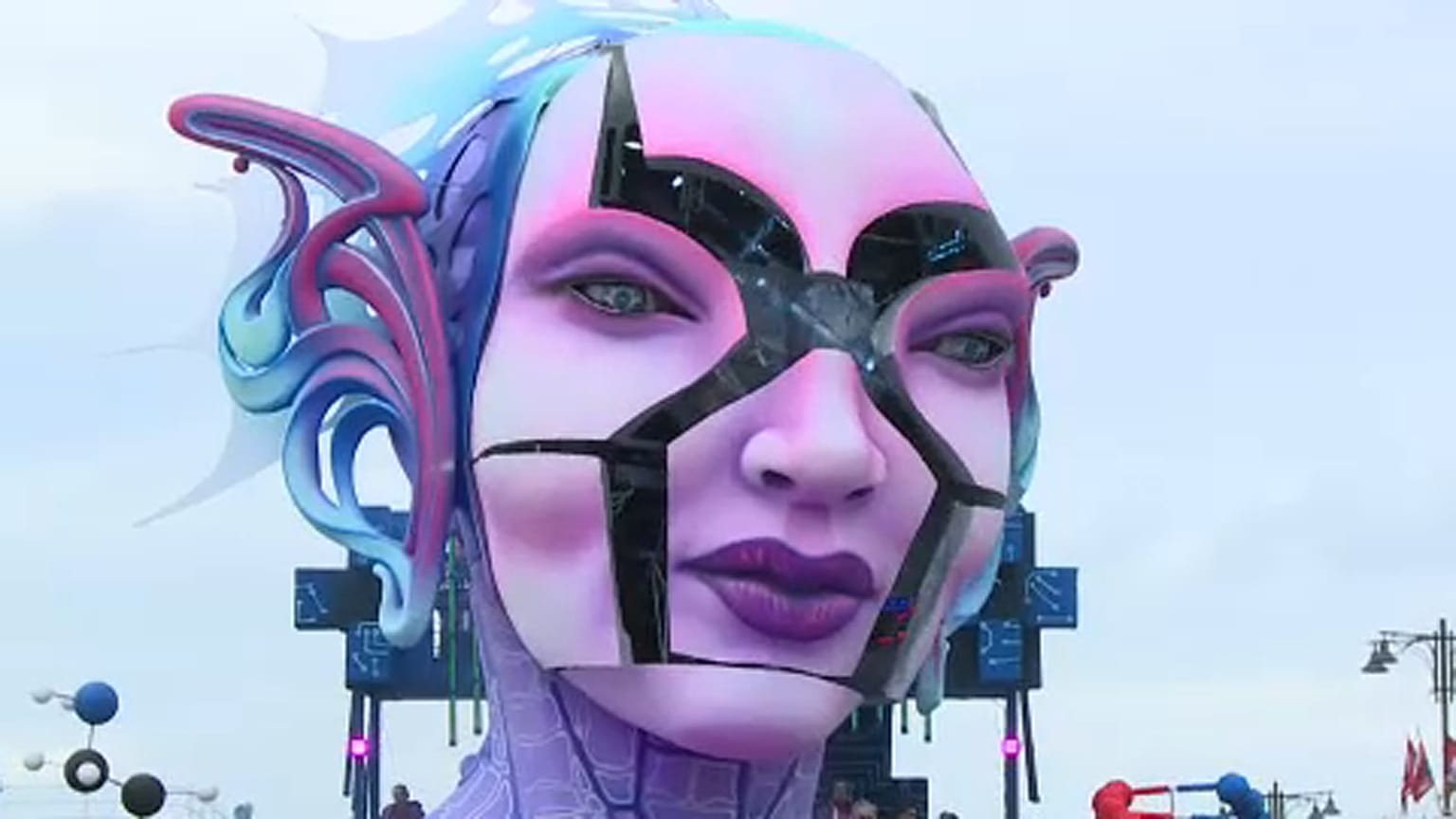 Coup d'envoi du spectaculaire festival de Viareggio en Toscane