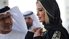 إيفانكا ترامب خلال زيارتها مسجد الشيخ زايد في العاصمة الإماراتية أبو ظبي. شباط/2020