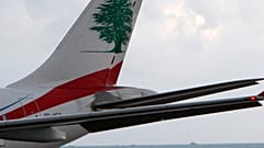 "الشرق الأوسط" اللبنانية.. تلغي قرار التعامل بالدولار بعد تدخل رئيس الوزراء