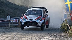 Rallye de Suède : Elfyn Evans rejoint Neuville et éclipse Ogier