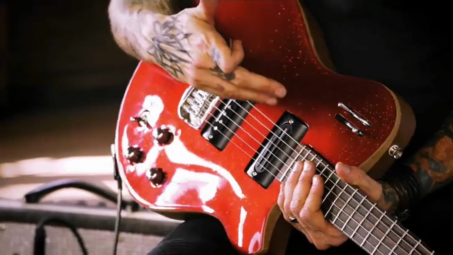Une guitare rock révolutionnaire conçue en Auvergne