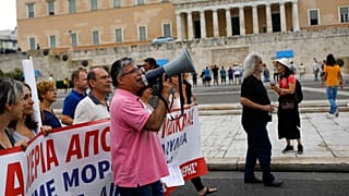 Βολές της κυβέρνησης στους συνδικαλιστές για την σημερινή απεργία