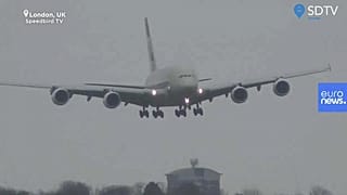 Keine Einfache Landung: Viele Fluggäste in Europa mussten an diesem stürmischen Wochenende harte Nerven beweisen.