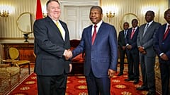 Mike Pompeo elogia política de João Lourenço contra a corrupção 