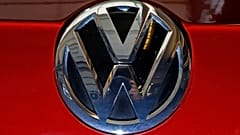 Alman otomobil devi Volkswagen Türkiye'ye yatırım kararını yeniden erteledi