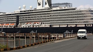 Kamboçya'nın kabul ettiği MS Westerdam yolcu gemisi