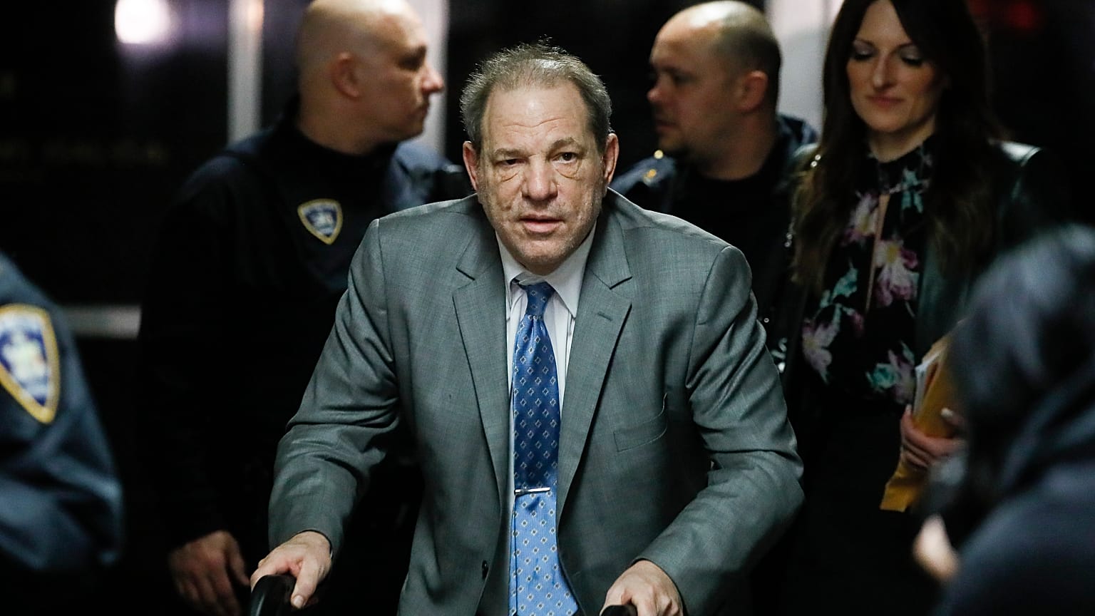 Júri começa a deliberar no caso Weinstein