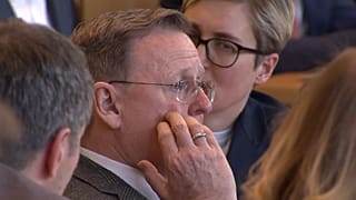 Keine Übergangsregierung: Lieberknecht lehnt ab