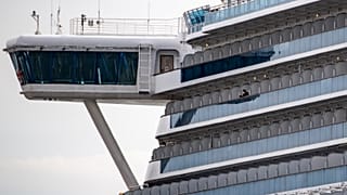 Deux passagers du Diamond Princess morts du Covid-19, les autres vont de quarantaine en quarantaine