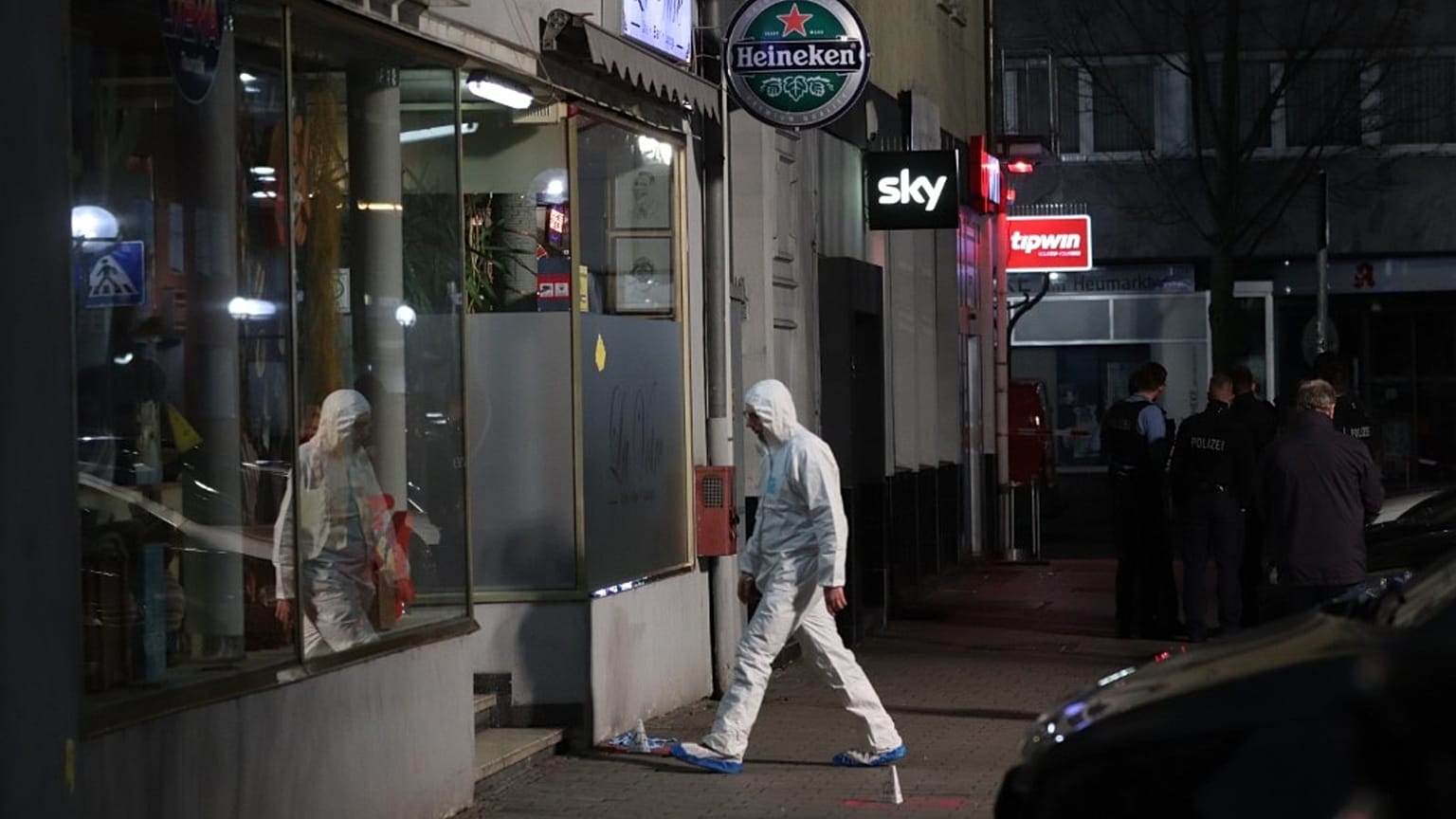 Allemagne : la piste xénophobe privilégiée après la double fusillade de Hanau qui a fait neuf morts