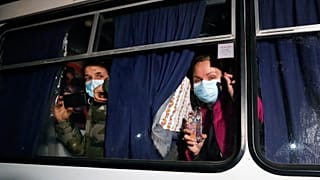 صورة أرشيفية لمصابين بفيروس كورونا 