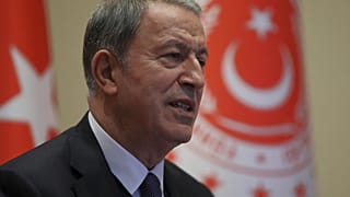 Milli Savunma bakanı Hulusi Akar