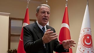 Ακάρ: Η Άγκυρα θα ενεργοποιήσει τους S-400