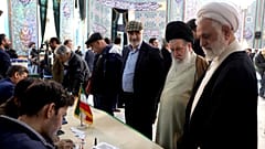 „Religiöse Pflicht“ und „nationale Feier“: Parlamentswahl im Iran