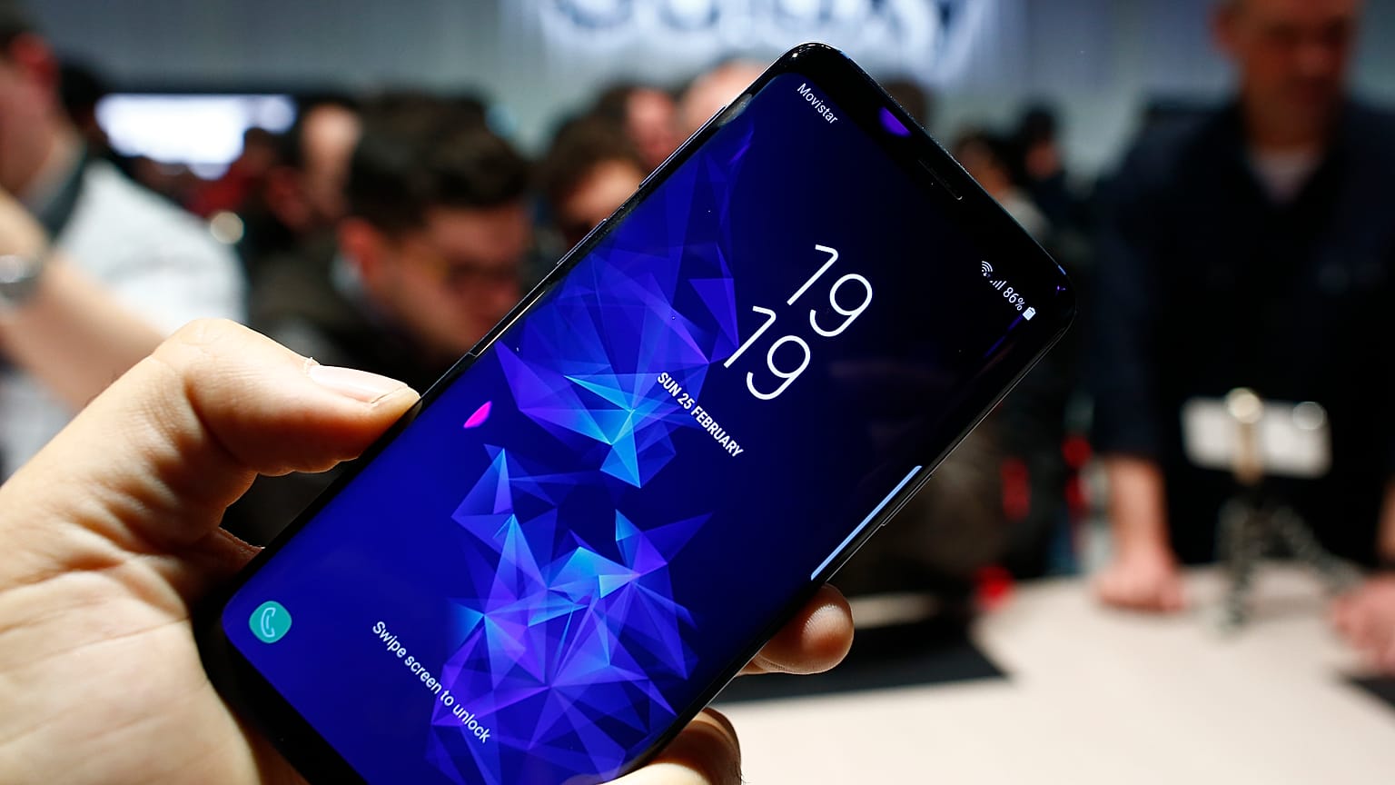 Samsung'dan hatayla gönderilen bildirim için özür