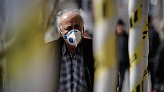 کرونا در ایران؛ مسابقات ورزشی و برنامه‌های هنری لغو شدند