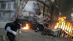 Confrontos com a polícia quatro meses após o início dos protestos