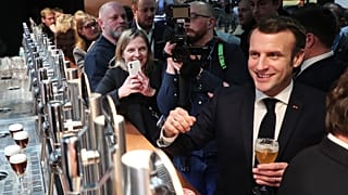 Emmanuel Macron will mit Gelbwesten sprechen