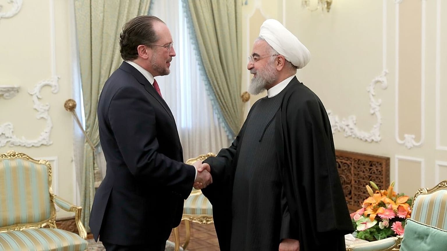 روحانی: تحریم‌ها مانند کرونا است، ترسش بیشتر از واقعیت آن است