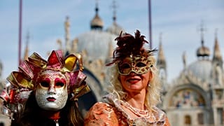 Veneza cancela Carnaval