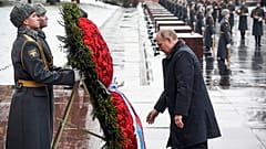 День защитника Отечества: что празднуют в России?