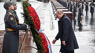 День защитника Отечества: что празднуют в России?
