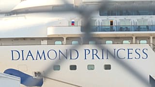 COVID-19: Τρίτος νεκρός στο Diamond Princess-Κλείνει τα σύνορα με Ιράν η Τουρκία