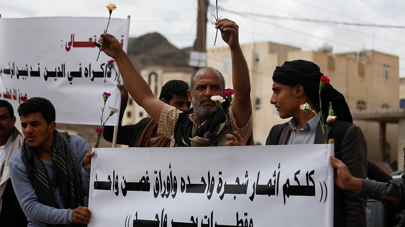 الولايات المتحدة تدعو المتمردين في اليمن إلى إسقاط تهم ضد بهائيين