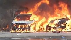 Viña del Mar: Autos in Flammen 