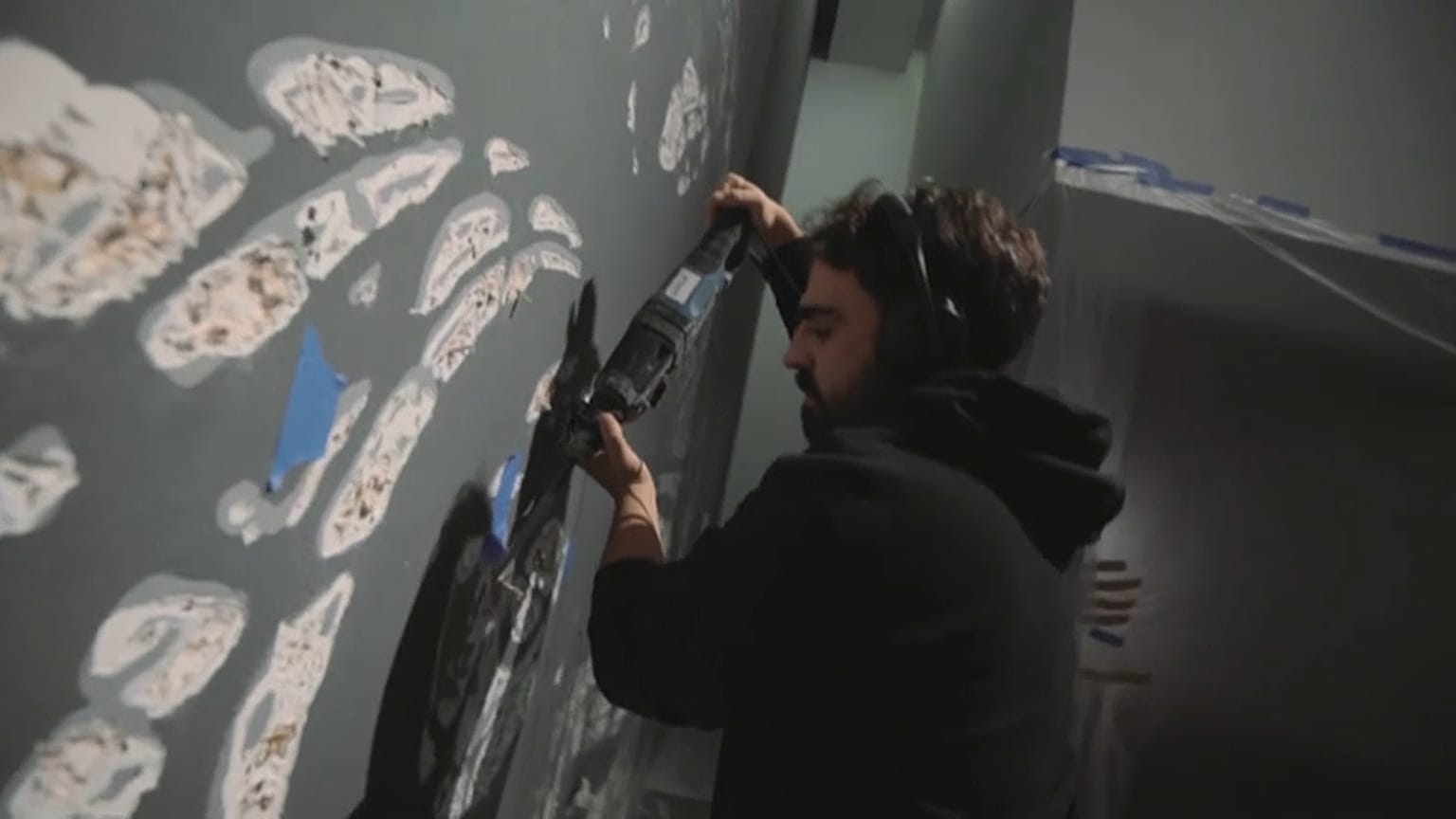 'Vhils' abre a sua primeira grande exposição nos Estados Unidos