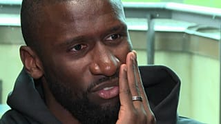 Rassismus im Fußball: Antonio Rüdiger fordert Taten